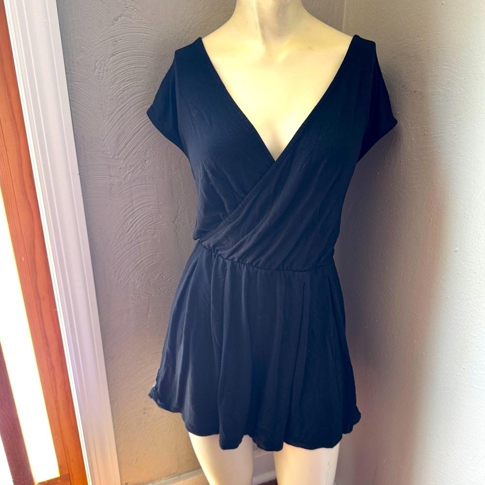 L space black romper size medium short sleeve modal/spandex